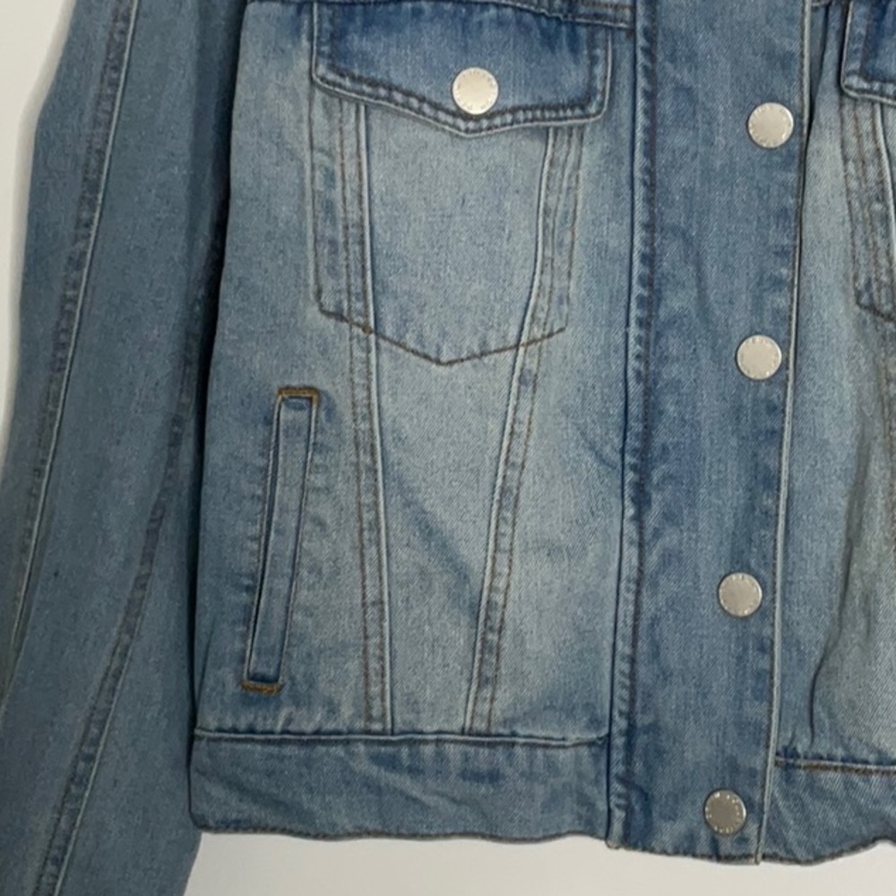Women's Blue Denim Jean Jacket - Picture 4 of 7